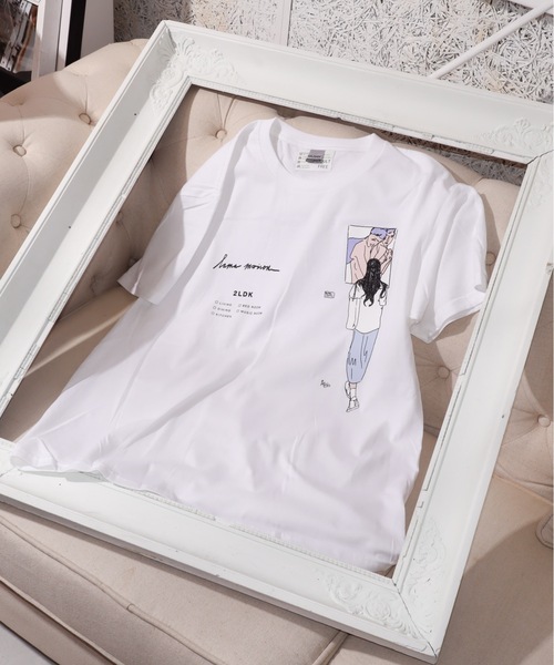 rovtski(ロフトスキー)の「SR GILDAN BODYSHARE ROOMS T SH/ギルダンボディ シェアルーム Tシャツ(Tシャツ/カットソー・メンズ・ホワイト系その他3/ブラック系その他4/ホワイト系その他/ブラック系その他2/ブラック系その他/ホワイト系その他2/ホワイト系その他4/ブラック系その他3・LARGE/X-LARGE)」の1枚目の写真
