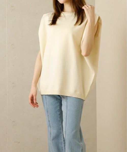 Per sist ence(パーシエンス)の「Per sist ence/パーシエンス スクエアショルダーノースリーブプルオーバー(Tシャツ/カットソー・レディース・アイボリー/ブラック/ブルー・FREE)」の12枚目の写真