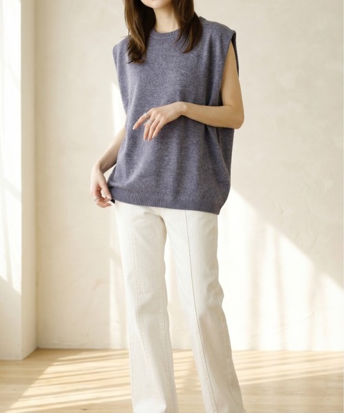 Per sist ence(パーシエンス)の「Per sist ence/パーシエンス スクエアショルダーノースリーブプルオーバー(Tシャツ/カットソー・レディース・アイボリー/ブラック/ブルー・FREE)」の19枚目の写真