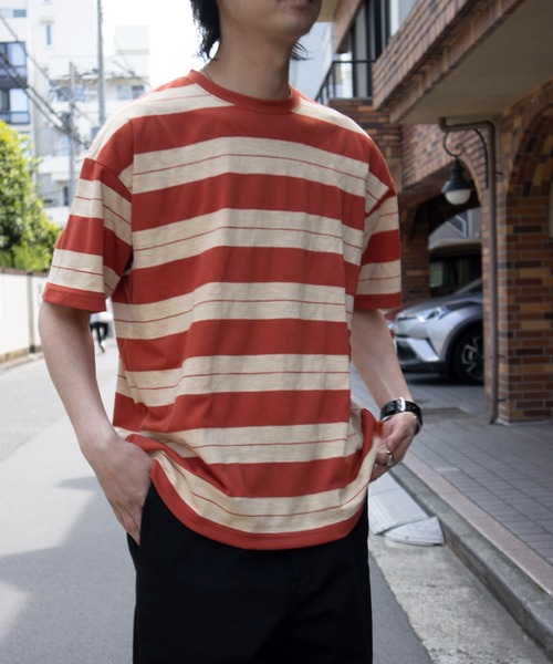 UNIVERSAL OVERALL（ユニバーサルオーバーオール）の「ボーダーTシャツ / BORDER OVER TEE（Tシャツ/カットソー・メンズ・ブラック×グリーン/グリーン系その他2/オレンジ系その他2・M/S/XL/L）」の19枚目の写真