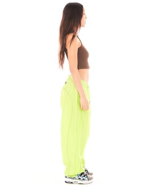 Basic Pleasure Mode(ベーシックプレジャーモード)の「【Basic Pleasure Mode】LOGO ACID WASH TANK / 【ベーシックプレジャーモード】ウォッシュロゴタンクトップ(タンクトップ・レディース・ブラウン・S)」の3枚目の写真