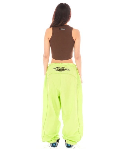 Basic Pleasure Mode(ベーシックプレジャーモード)の「【Basic Pleasure Mode】LOGO ACID WASH TANK / 【ベーシックプレジャーモード】ウォッシュロゴタンクトップ(タンクトップ・レディース・ブラウン・S)」の5枚目の写真