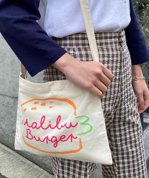 NANEA(ナネア)の「サコッシュバッグ ショルダーバッグ(ショルダーバッグ・レディース・キナリ・フリ-)」の2枚目の写真