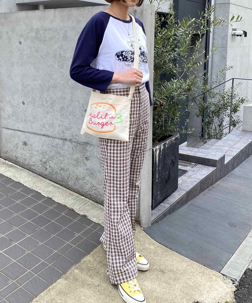 NANEA(ナネア)の「サコッシュバッグ ショルダーバッグ(ショルダーバッグ・レディース・キナリ・フリ-)」の7枚目の写真