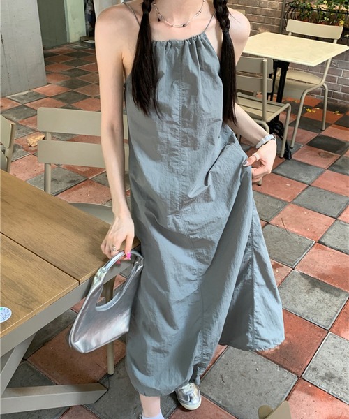 LYEON(リヨン)の「ドロストミリタリーキャミワンピース(ワンピース・レディース・グレー/ブラック・FREE)」の7枚目の写真