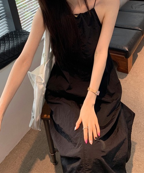 LYEON(リヨン)の「ドロストミリタリーキャミワンピース(ワンピース・レディース・グレー/ブラック・FREE)」の8枚目の写真