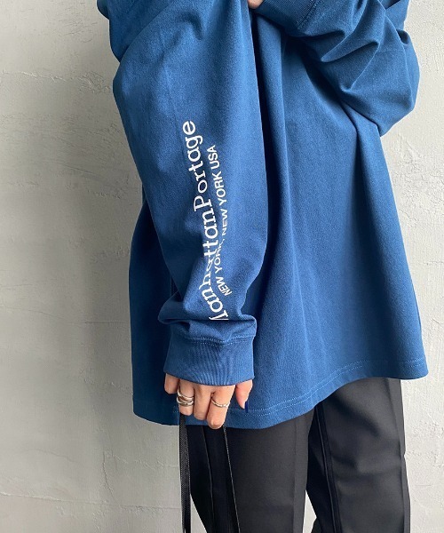 Manhattan Portage（マンハッタンポーテージ）の「[MANHATTAN PORTAGE/マンハッタンポーテージ] 別注 バックプリント ロングスリーブTシャツ（Tシャツ/カットソー・レディース・ブルー/ホワイト/ブラック・S/M/L/XL）」の9枚目の写真