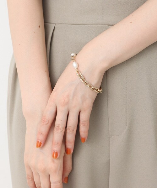 SHOO・LA・RUE（シューラルー）の「◆【淡水パール】チェーンブレス（ブレスレット・レディース・シルバー/ゴールド・00）」の3枚目の写真