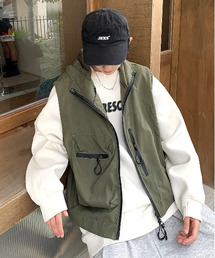 neos（ネオス）の「【neos -addictive design-】ルーズシルエット ショート丈 マウンテン パーカー ベスト（ベスト）」