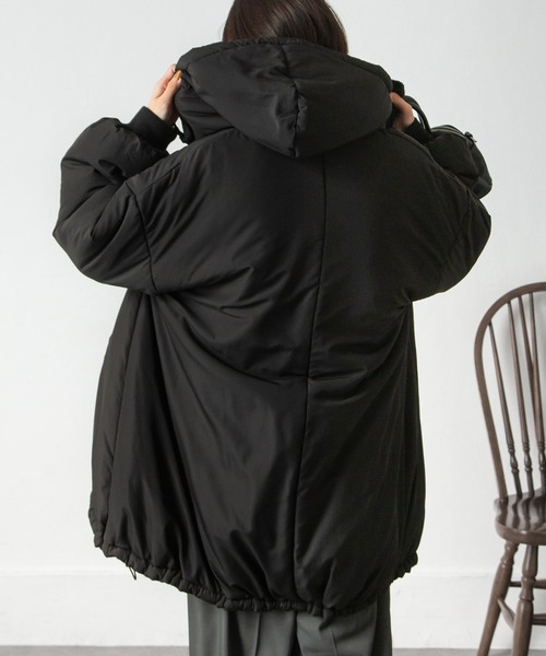 Chillfar（チルファー）の「ミドル丈中綿モンスターパーカー（ダウンジャケット/コート・レディース・ブラック/カーキ/アイボリー・FREE）」の21枚目の写真