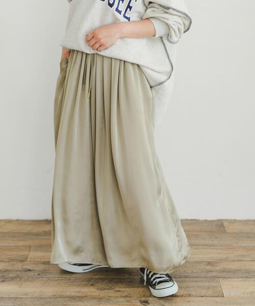 ITEMS URBANRESEARCH（アイテムズ アーバンリサーチ）の「サテンイージーガウチョパンツ（その他パンツ・レディース・ブラック系その他/ベージュ/ブラウン・FREE）」の4枚目の写真