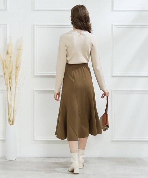 couture brooch（クチュールブローチ）の「◆【サステナブル素材】エスカルゴフレアスカート（スカート・レディース・ネイビー系6/キャメル・36/38/40/42）」の5枚目の写真