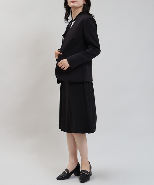 TRUDEA(トルディア)の「ライトダブルクロスワンボタンカラーレスジャケット(ノーカラージャケット・レディース・ブラック/ベージュ/ネイビー・MEDIUM/X-LARGE/LARGE/SMALL)」の13枚目の写真
