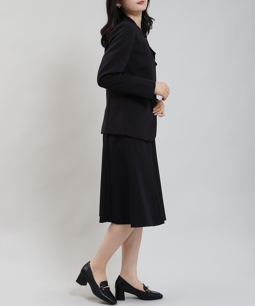 TRUDEA(トルディア)の「ライトダブルクロスワンボタンカラーレスジャケット(ノーカラージャケット・レディース・ブラック/ベージュ/ネイビー・MEDIUM/X-LARGE/LARGE/SMALL)」の11枚目の写真