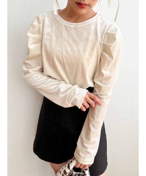 JUMELLE(ジュメロ)の「velour turn top(Tシャツ/カットソー・レディース・アイボリー/ブラウン・FREE)」の1枚目の写真