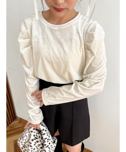 JUMELLE(ジュメロ)の「velour turn top(Tシャツ/カットソー・レディース・アイボリー/ブラウン・FREE)」の4枚目の写真