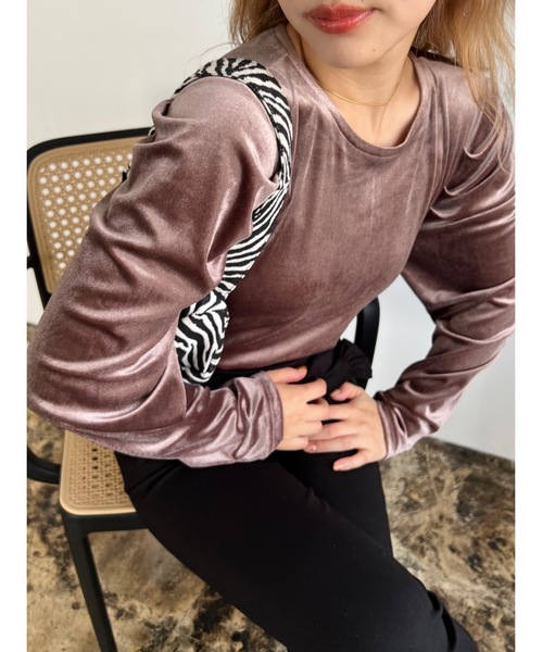 JUMELLE(ジュメロ)の「velour turn top(Tシャツ/カットソー・レディース・アイボリー/ブラウン・FREE)」の22枚目の写真