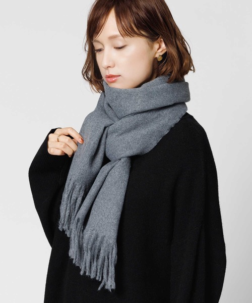Right-on（ライトオン）の「洗える無地ストール（マフラー・レディース・ベージュ/ブルー/グレー・ONE SIZE）」の2枚目の写真