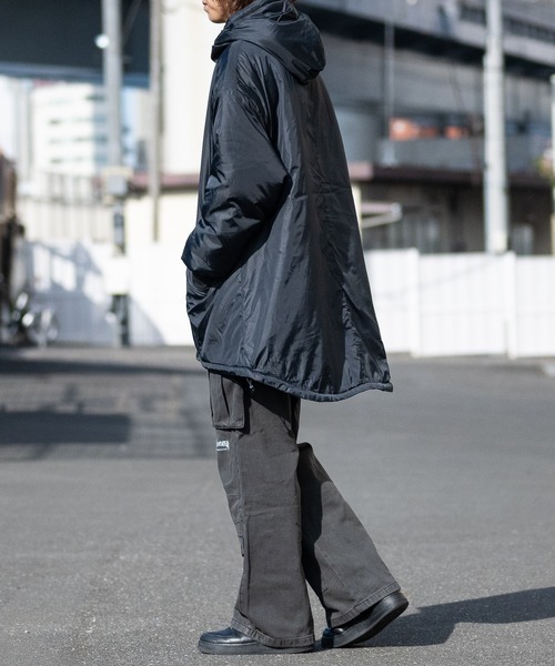 JOHN'S CLOSET(ジョンズクローゼット)の「【40I】エコダウン モンスターパーカー(ミリタリージャケット・メンズ・ベージュ/カーキ/ブラック・LARGE/MEDIUM)」の10枚目の写真