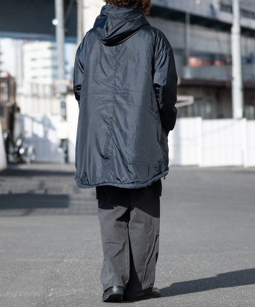 JOHN'S CLOSET(ジョンズクローゼット)の「【40I】エコダウン モンスターパーカー(ミリタリージャケット・メンズ・ベージュ/カーキ/ブラック・LARGE/MEDIUM)」の11枚目の写真