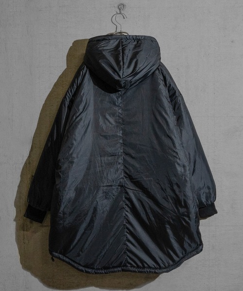 JOHN'S CLOSET(ジョンズクローゼット)の「【40I】エコダウン モンスターパーカー(ミリタリージャケット・メンズ・ベージュ/カーキ/ブラック・LARGE/MEDIUM)」の16枚目の写真