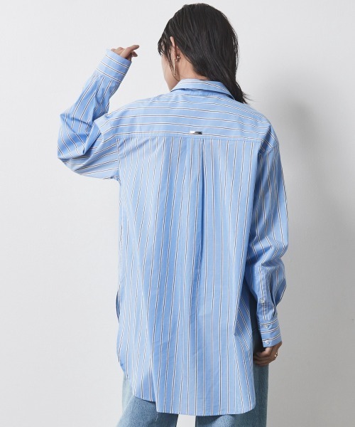 CHIC STYLE(シックスタイル)の「<大きいサイズ>綿100%バックロングシャツ シックスタイル(シャツ/ブラウス・レディース・ブルー系/オフホワイト・L/5L/4L/3L/LL)」の7枚目の写真