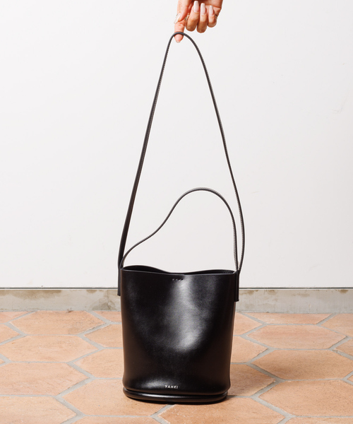 YAHKI（ヤーキ）の「【YAHKI/ヤーキ】SOFT W FACEバケットショルダー