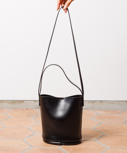 YAHKI（ヤーキ）の「【YAHKI/ヤーキ】SOFT W FACEバケットショルダー