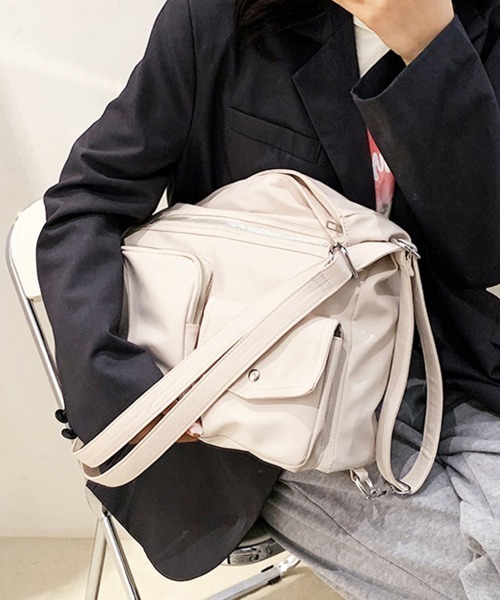 Miniministore(ミニミニストア)の「ナイロンショルダーバッグ 無地 大容量(ショルダーバッグ・レディース・テラコッタ/ブラック/ブルーグレー/アイボリー・FREE)」の20枚目の写真