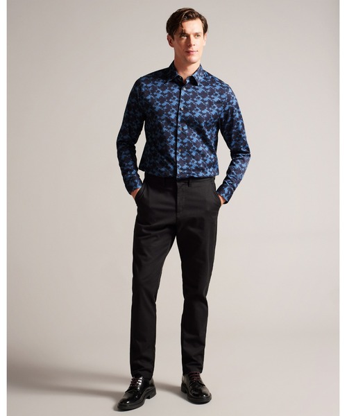 Ted Baker（テッドベーカー）の「FLYDA 長袖 プリントシャツ（シャツ/ブラウス・メンズ・グリーン系その他2/ダークネイビー・4/5/1/2/3）」の6枚目の写真