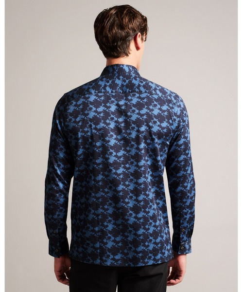 Ted Baker（テッドベーカー）の「FLYDA 長袖 プリントシャツ（シャツ/ブラウス・メンズ・グリーン系その他2/ダークネイビー・4/5/1/2/3）」の8枚目の写真
