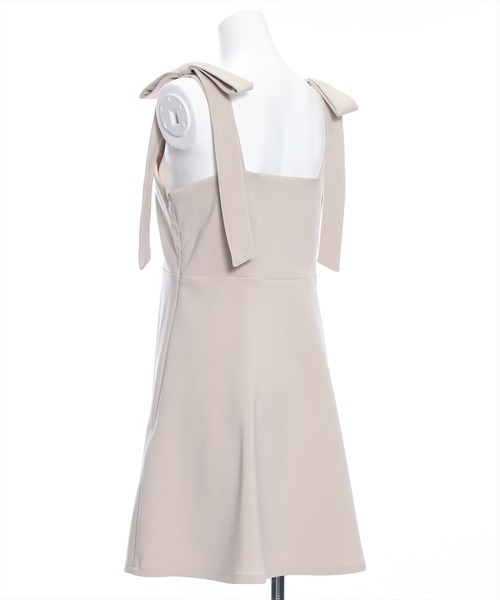 clear（クリア）の「肩リボン配色フレアミニワンピース≪2024SS≫（ワンピース・レディース・ベージュ/ベージュ系その他/ブラック/ブラック系その他・F）」の11枚目の写真