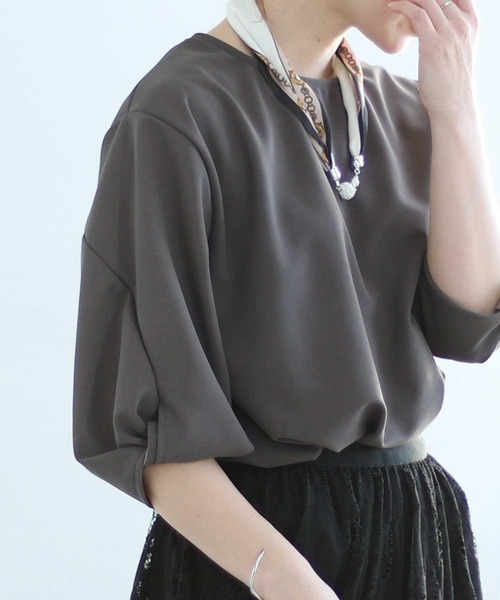 Sawa a la mode(サワアラモード)の「パフスリーブカットソー(Tシャツ/カットソー・レディース・パープル/ダークグレー・FREE)」の2枚目の写真