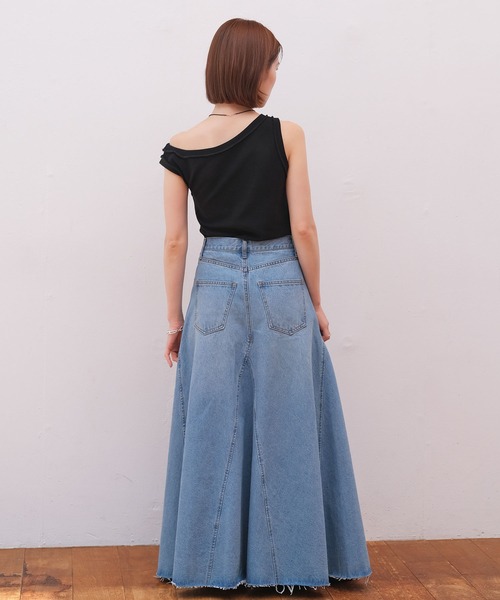 AKTE（アクテ）の「デニムマキシスカート（デニムスカート・レディース・ブルー/ライトブルー・1/2/2T）」の7枚目の写真