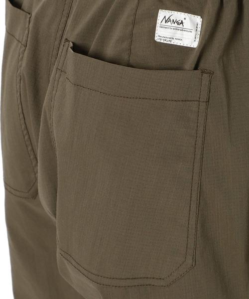 NANGA(ナンガ)の「HINOC RIPSTOP FIELD PANTS W ヒノック リップストップ フィールド パンツ(レディース)(その他パンツ・レディース・ブラック/ブラウン/アーミー/ベージュ/ライトグレー/モカ・S/M/L)」の11枚目の写真