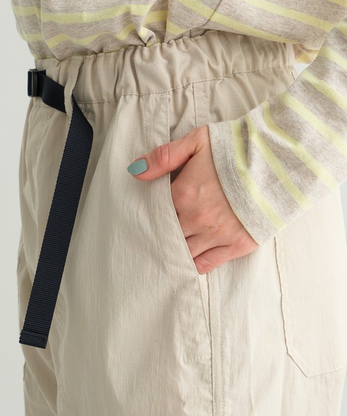 NANGA(ナンガ)の「HINOC RIPSTOP FIELD PANTS W ヒノック リップストップ フィールド パンツ(レディース)(その他パンツ・レディース・ブラック/ブラウン/アーミー/ベージュ/ライトグレー/モカ・S/M/L)」の21枚目の写真