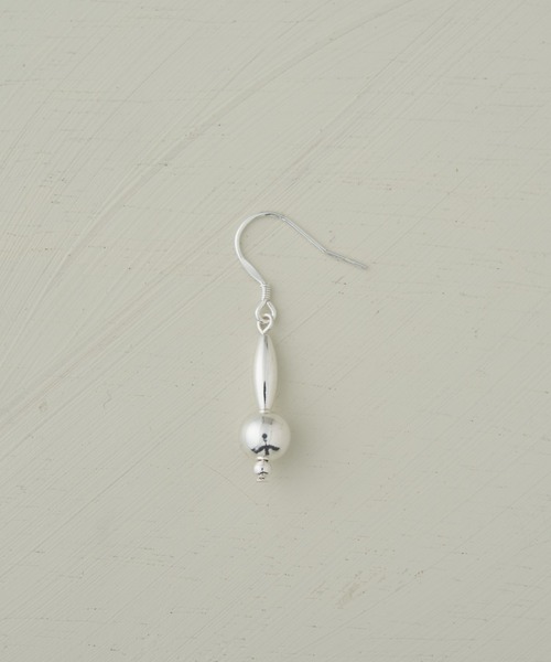 BEARDSLEY（ビアズリー）の「《2.718》Silverビーズピアス（ピアス（両耳用）・レディース・ホワイト/シルバー・FREE）」の10枚目の写真