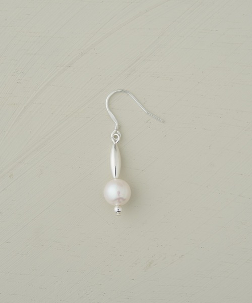 BEARDSLEY（ビアズリー）の「《2.718》Silverビーズピアス（ピアス（両耳用）・レディース・ホワイト/シルバー・FREE）」の8枚目の写真