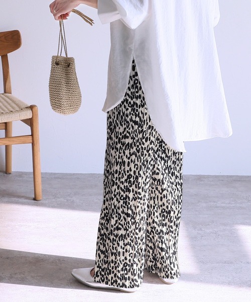 reca(レカ)の「ヒョウ&ダルメシアン柄プリーツパンツ(その他パンツ・レディース・ブラック系その他/アイボリー/ブラック・L/M)」の12枚目の写真