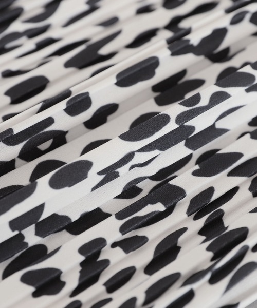 reca(レカ)の「ヒョウ&ダルメシアン柄プリーツパンツ(その他パンツ・レディース・ブラック系その他/アイボリー/ブラック・L/M)」の22枚目の写真
