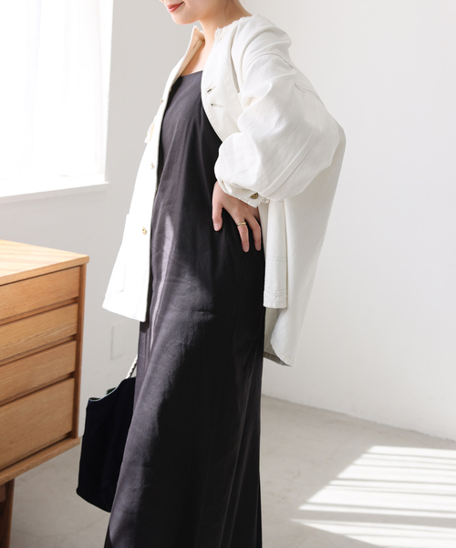 JOURNAL STANDARD（ジャーナルスタンダード）の「ストレートキャミソールワンピース（ワンピース・レディース・ブラック系その他/ブラック・FREE）」の21枚目の写真