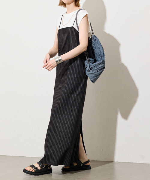 JOURNAL STANDARD（ジャーナルスタンダード）の「ストレートキャミソールワンピース（ワンピース・レディース・ブラック系その他/ブラック・FREE）」の18枚目の写真
