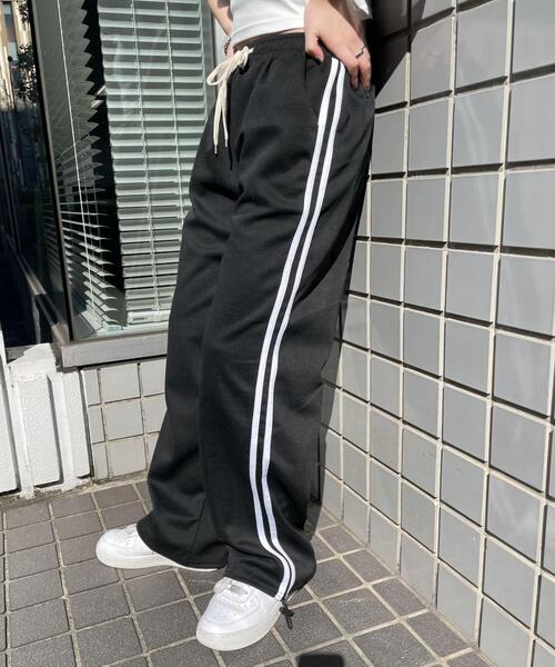 WOND（ウォンド）の「サイドラインスウェットパンツ（スウェットパンツ・レディース・ホワイト/ブラック・FREE）」の14枚目の写真