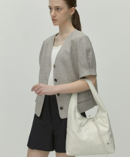 depound(デパウンド)の「pino bag (hobo) M(ショルダーバッグ・レディース・ブラック/アイボリー・FREE)」の10枚目の写真