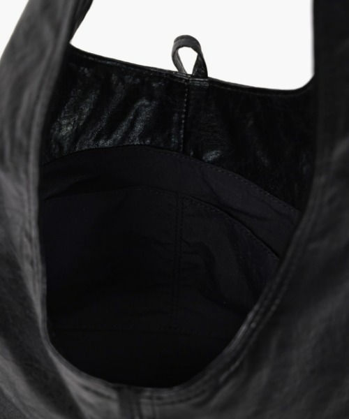 depound(デパウンド)の「pino bag (hobo) M(ショルダーバッグ・レディース・ブラック/アイボリー・FREE)」の20枚目の写真