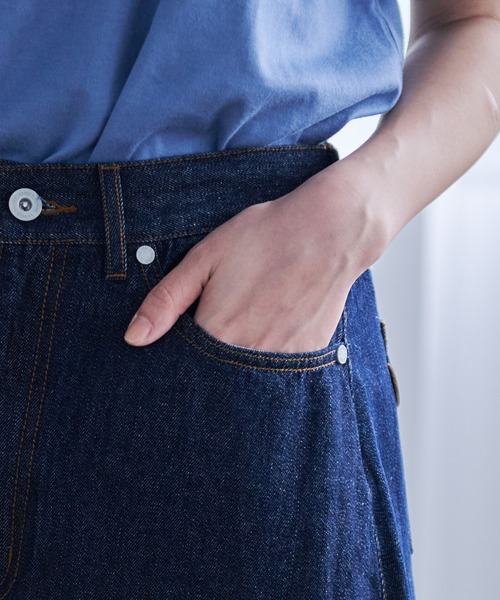 Arnold Palmer（アーノルドパーマー）の「Aライン デニムスカート（デニムスカート・レディース・ダークインディゴブルー/ブラック/ライトインディゴブルー・M/L/S）」の5枚目の写真