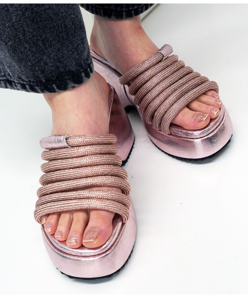 ANAP(アナップ)の「厚底ロープサンダル(サンダル・レディース・ブラック/ピンク/シルバー・L/M/S)」の1枚目の写真