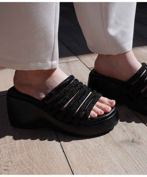 ANAP(アナップ)の「厚底ロープサンダル(サンダル・レディース・ブラック/ピンク/シルバー・L/M/S)」の4枚目の写真