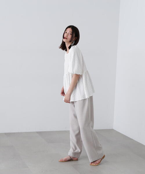 N.(N. Natural Beauty Basic)(エヌエヌナチュラルビューティーベーシック)の「◆フクレチェックボリュームブラウス(シャツ/ブラウス・レディース・オレンジ系その他/ホワイト系その他/オフホワイト・MEDIUM)」の6枚目の写真