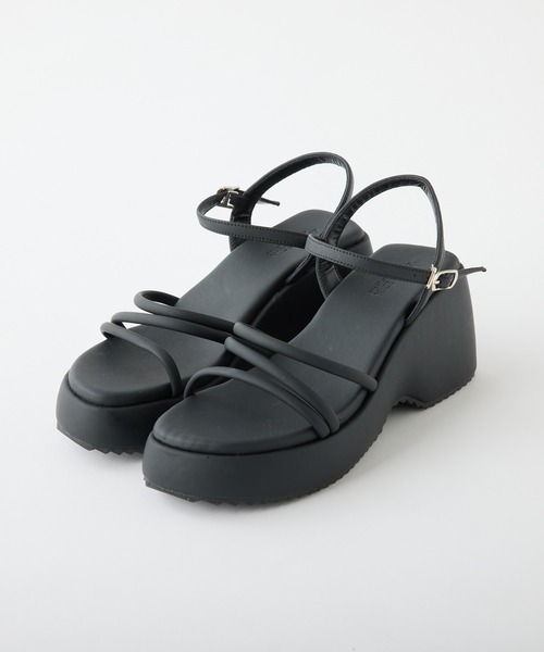 one after another NICE CLAUP(ワンアフターアナザーナイスクラップ)の「モールドチューブサンダル(サンダル・レディース・シルバー/ブラック/アイボリー・L/M/S)」の14枚目の写真